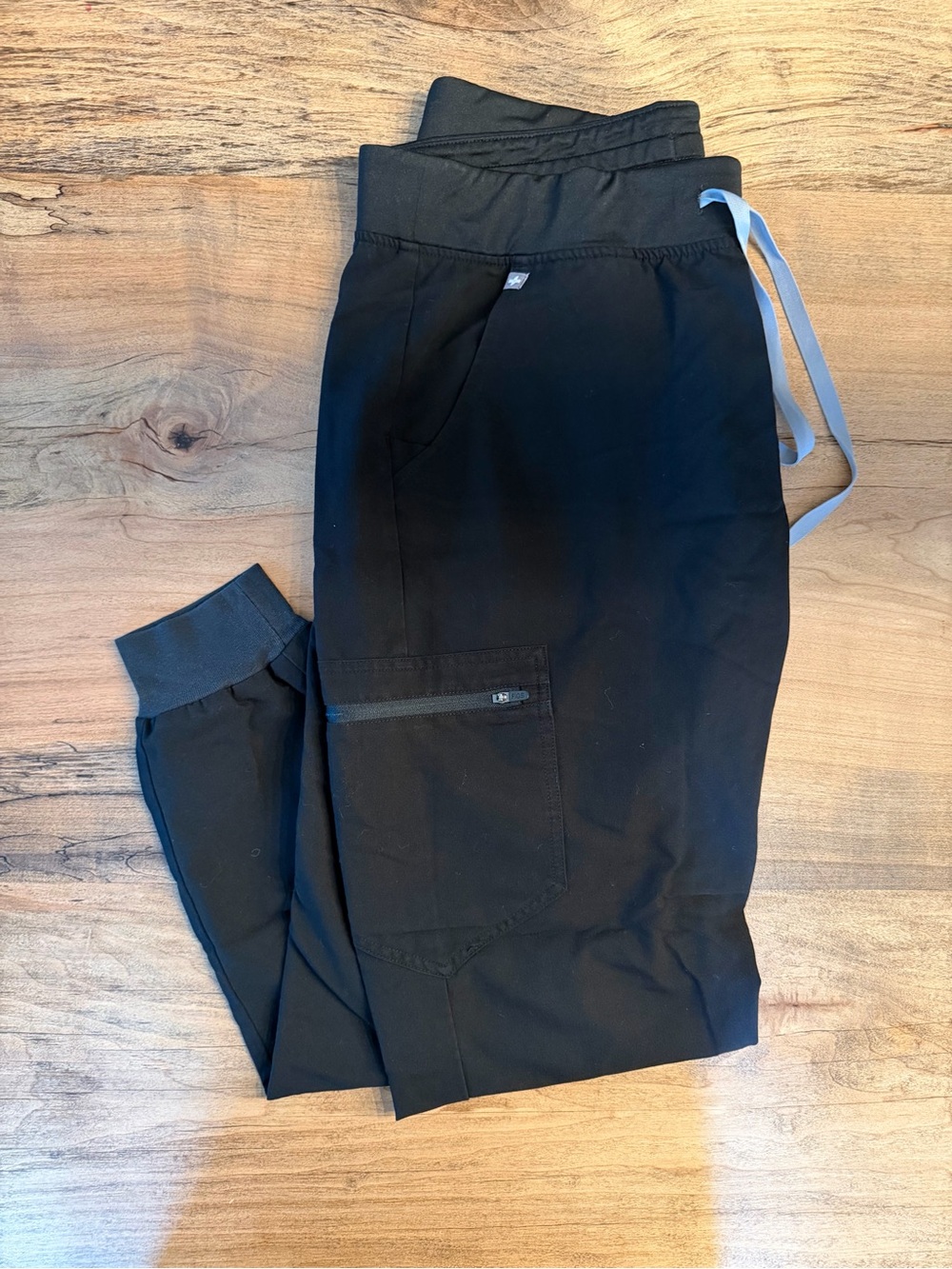 Figs Black Women's Drawstring Jogger Pants